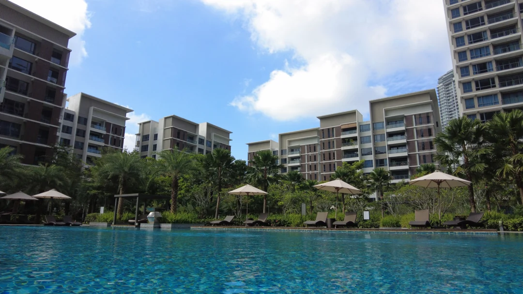 Pool and common areas at Residensi Duta Kiara.